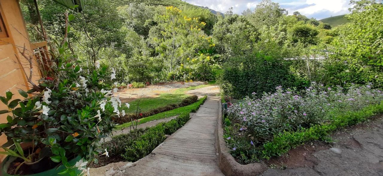 Pau A Pique Chale Villa Bocaina de Minas Luaran gambar
